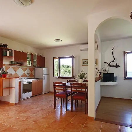 Nyaraló House Nova *